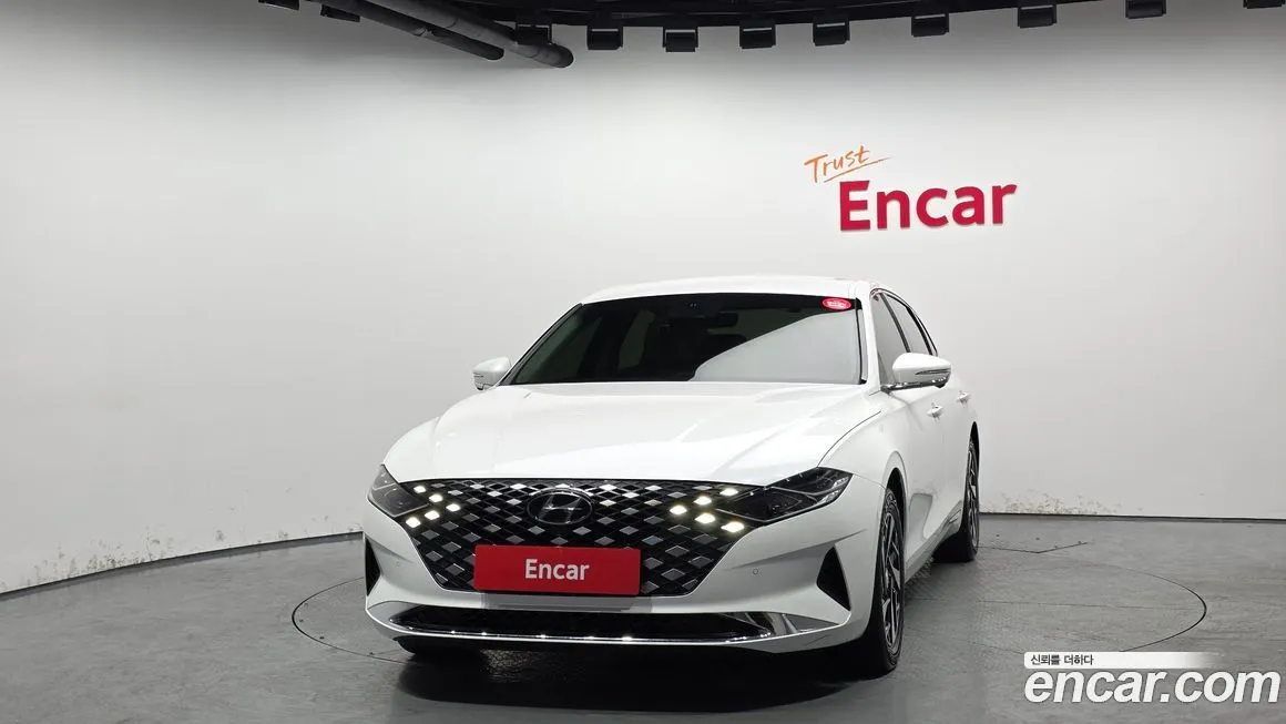 Hyundai Grandeur 2022 из KR, фото 5