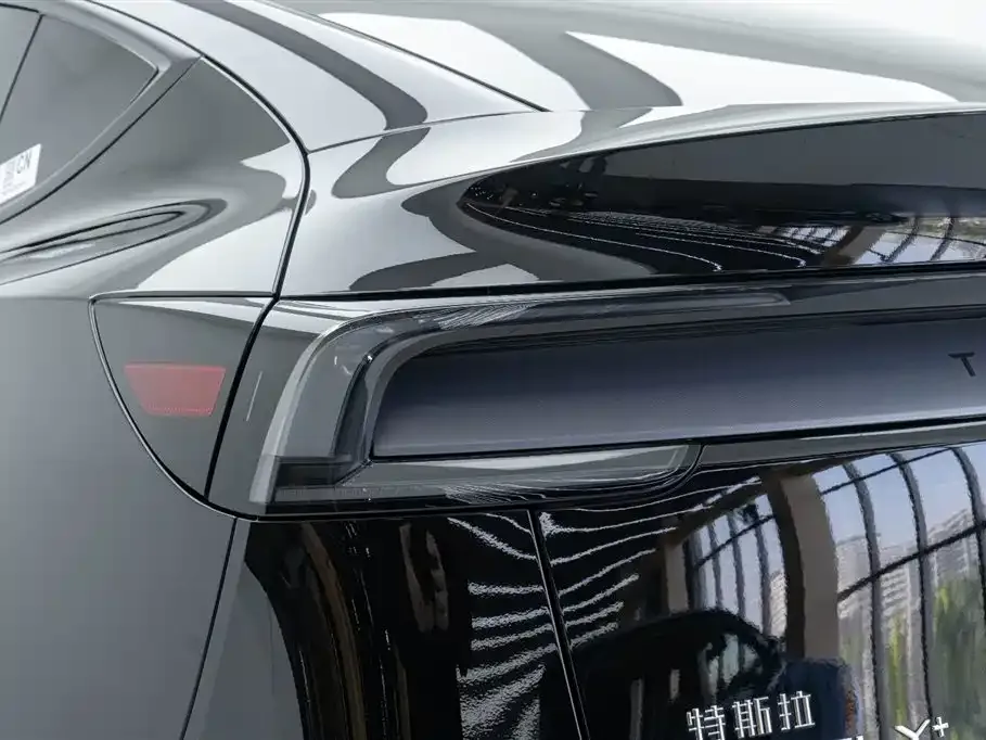 Tesla Model Y 2025 из CN, фото 9