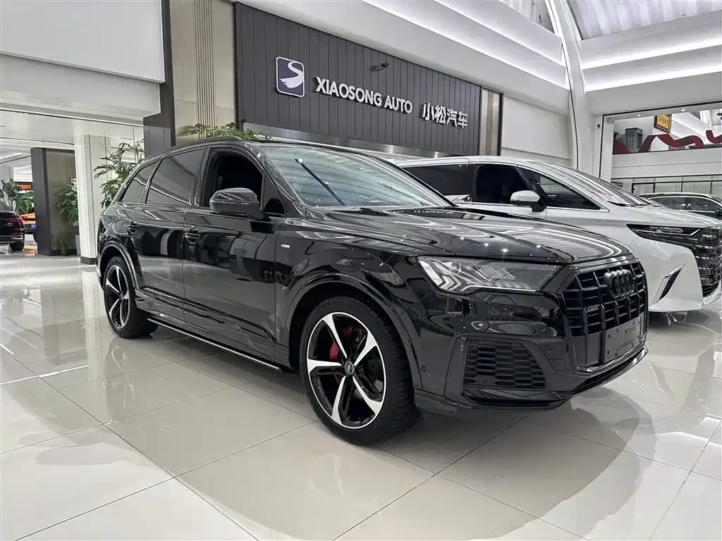 Audi Q7 2022 из CN, фото 6