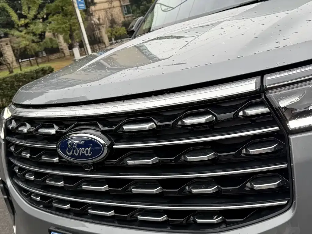 Ford Explorer 2025 из CN, фото 8