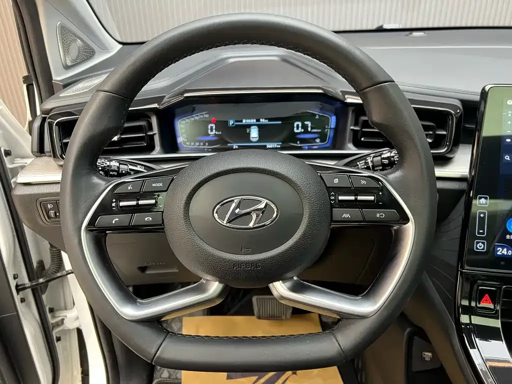 Hyundai Custo 2022 из CN, фото 3