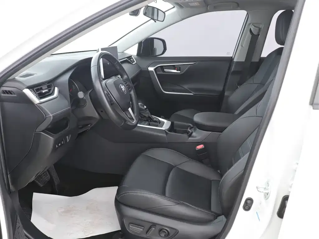 Toyota Wildlander 2023 из CN, фото 8