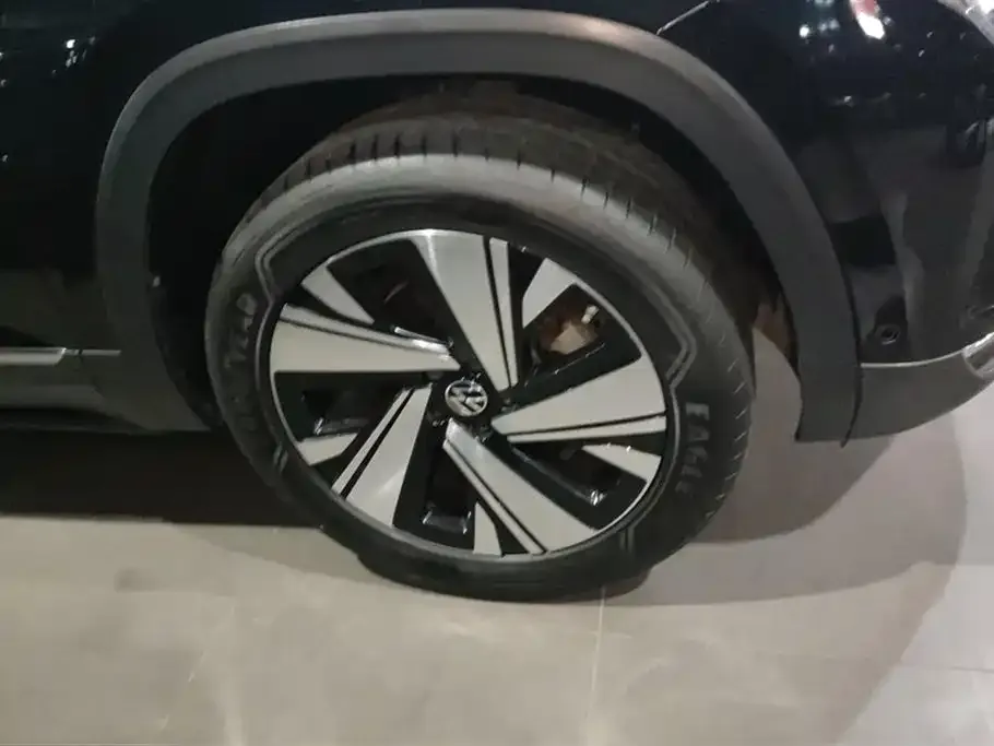 Volkswagen Teramont 2023 из CN, фото 2