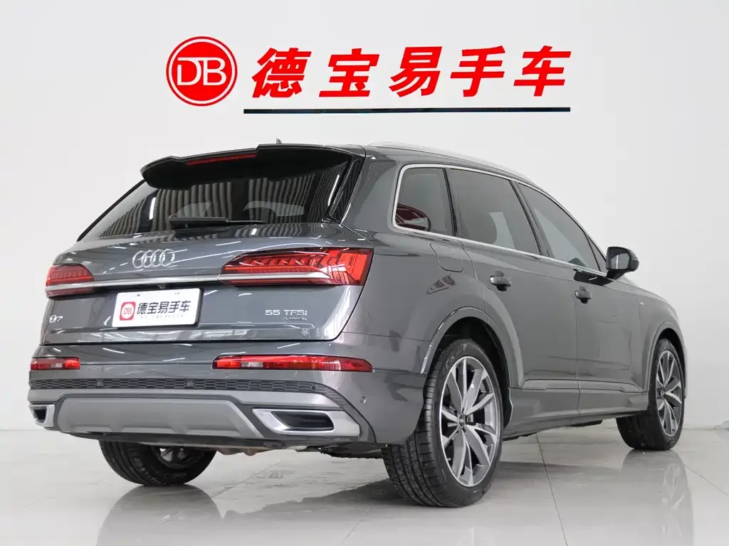Audi Q7 2021 из CN, фото 8