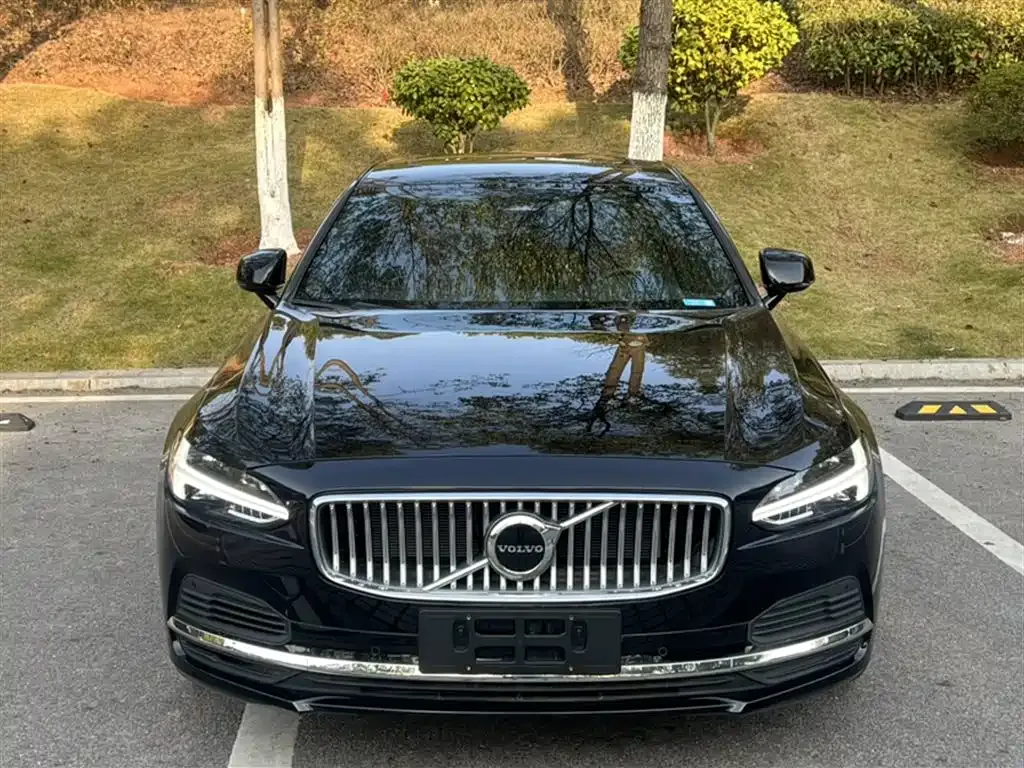 Volvo S90 PHEV 2025 из CN, фото 6