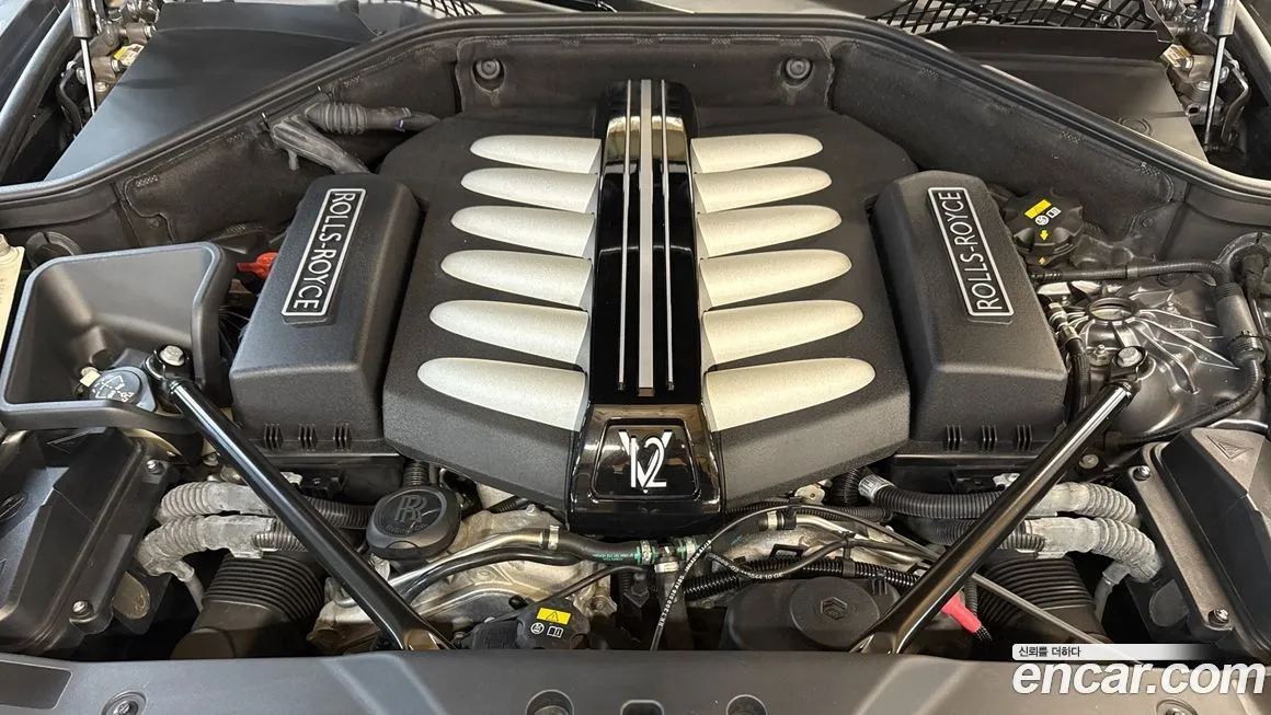 Rolls-Royce Wraith 2021 из KR, фото 10