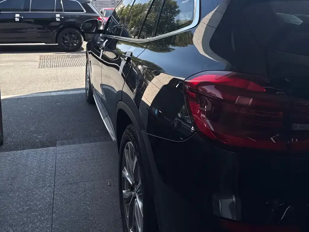 BMW X3 2021 из CN, фото 2