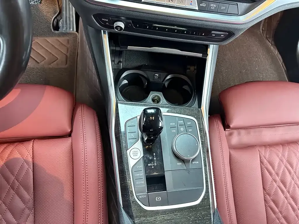BMW 3 Series 2021 из CN, фото 10