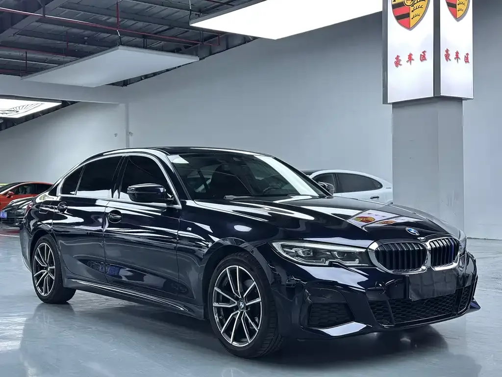 BMW 3 Series 2021 из CN, фото 3