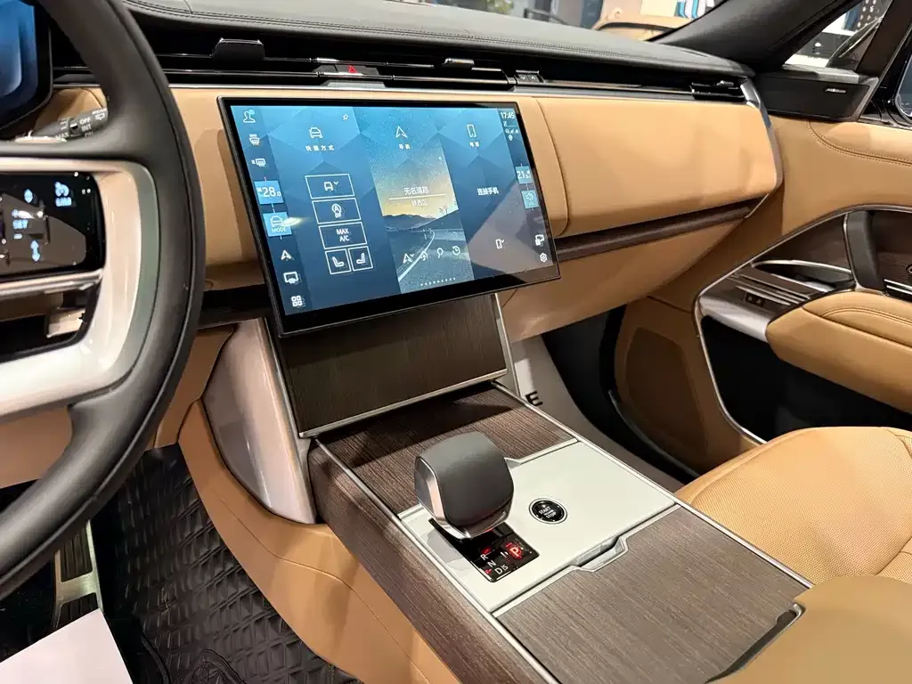 Land Rover Range Rover 2025 из CN, фото 6