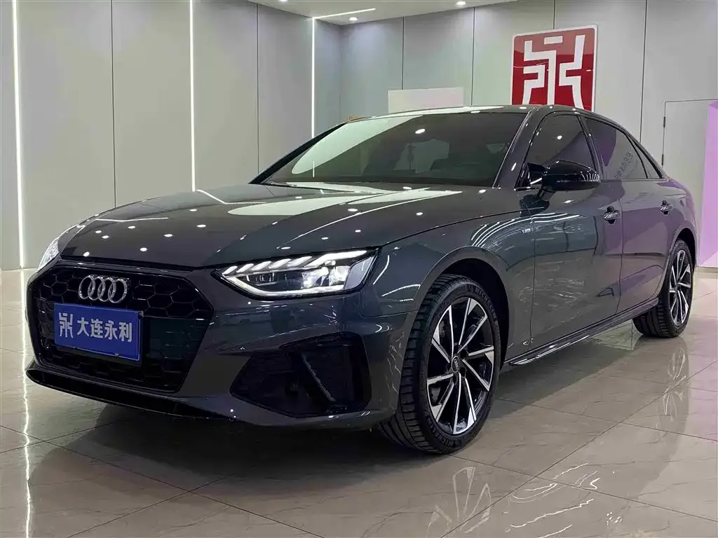 Audi A4L 2023 из CN, фото 1