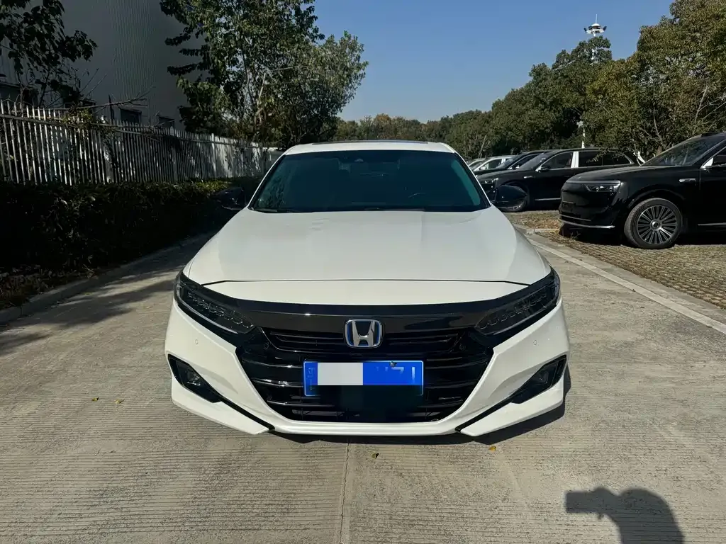 Honda Accord — фото 5