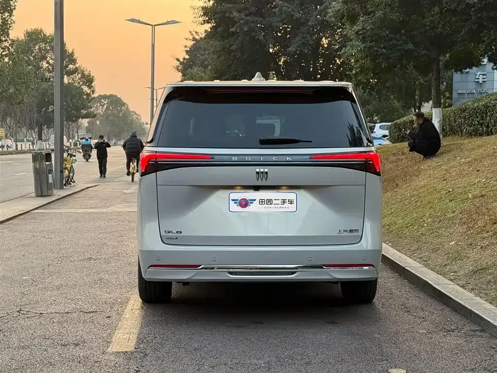 Buick GL8 Hybrid 2025 из CN, фото 8