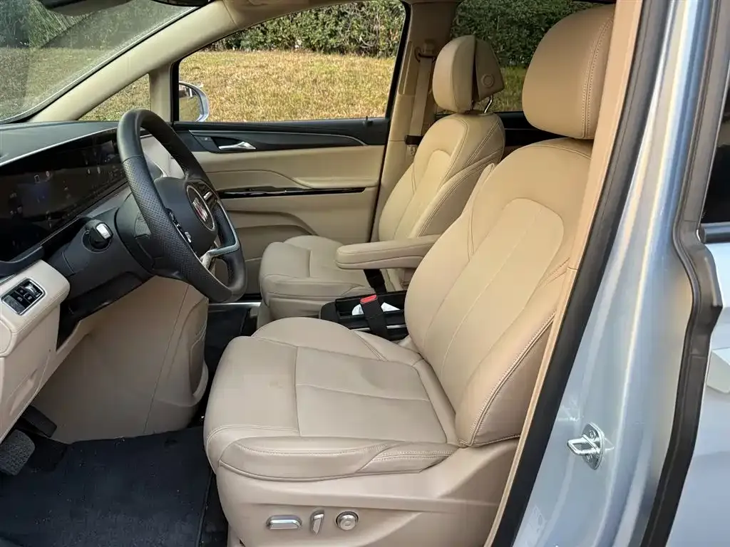 Buick GL8 Hybrid 2025 из CN, фото 6