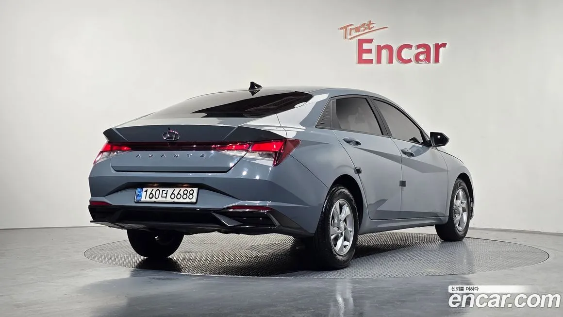 Hyundai AVANTE 2021 из KR, фото 2