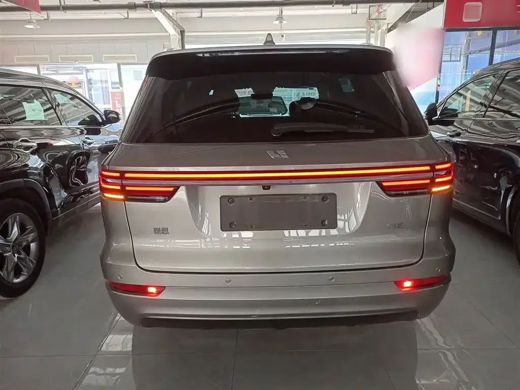 Li Auto ONE 2022 из CN, фото 2