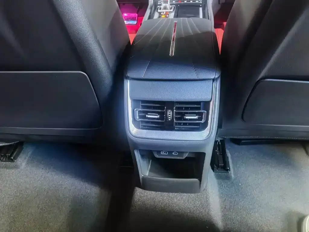 Hongqi H6 2025 из CN, фото 10