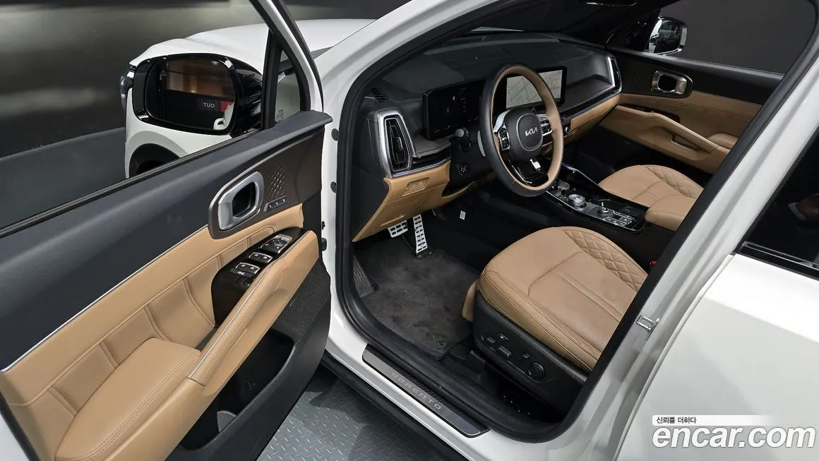 Kia Sorento — фото 9