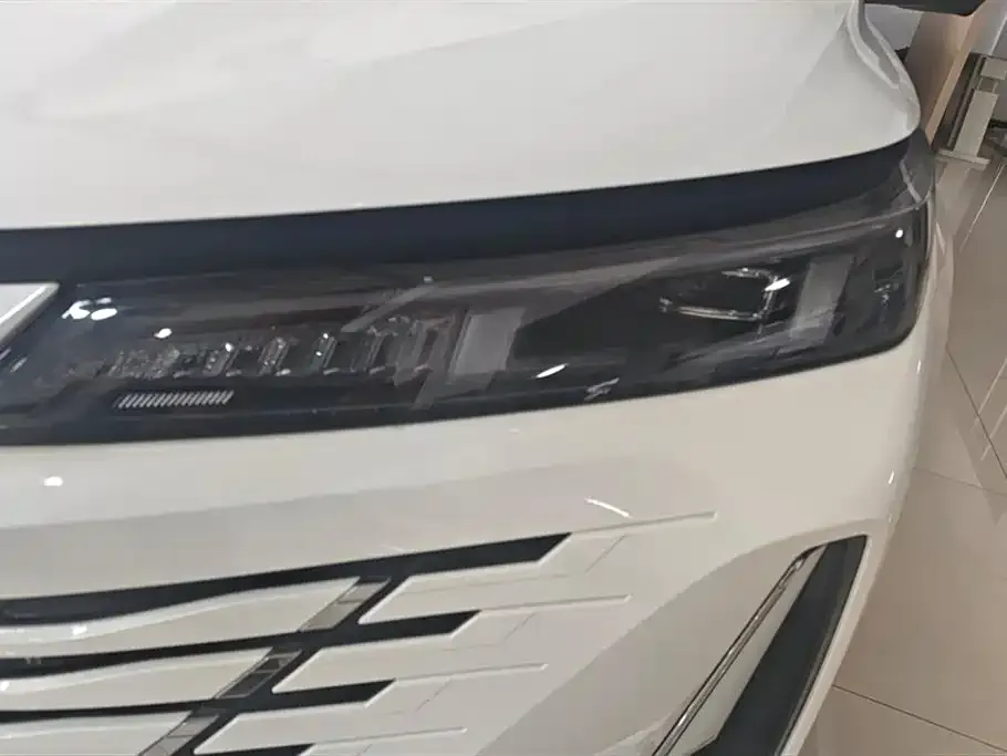 Changan Eado 2024 из CN, фото 6