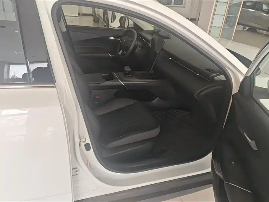 Changan Eado 2024 из CN, фото 4