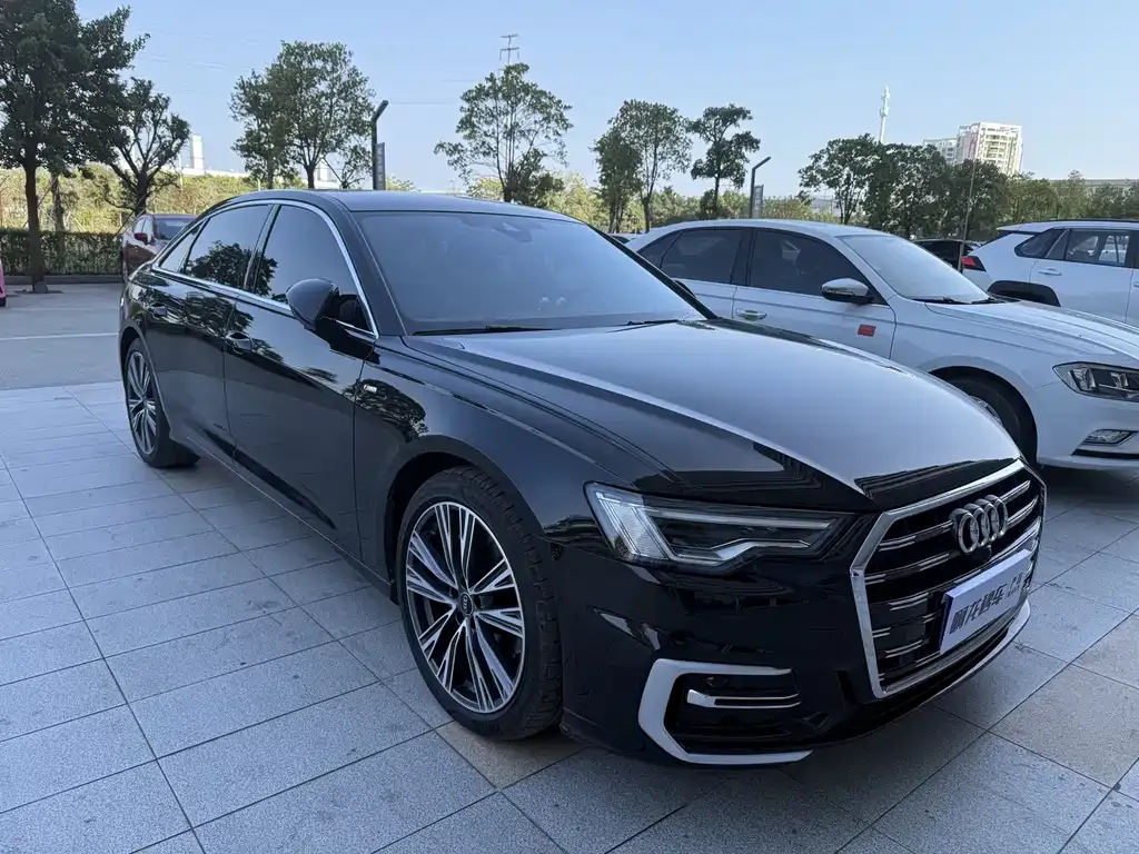 Audi A6L — фото 7