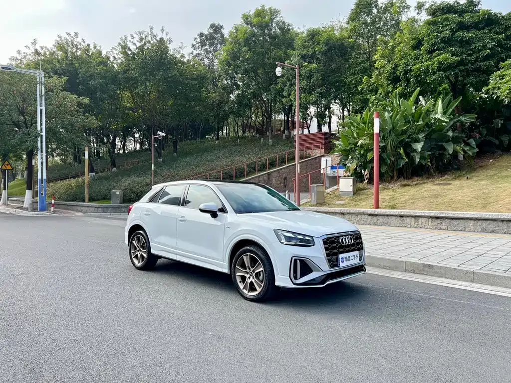 Audi Q2L 2022 из CN, фото 6