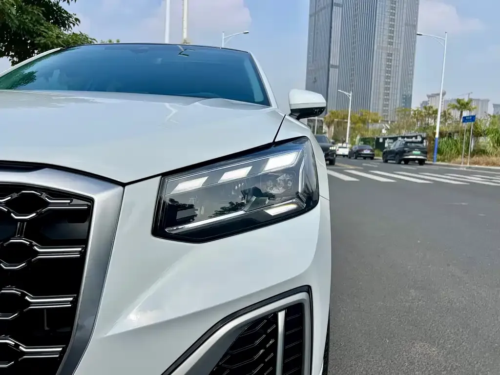 Audi Q2L 2022 из CN, фото 4