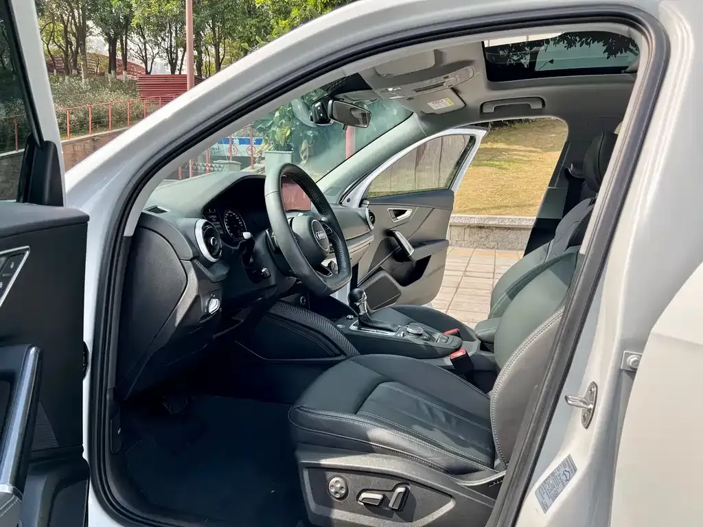 Audi Q2L 2022 из CN, фото 9