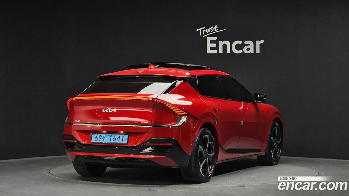 Kia EV6 — фото 2