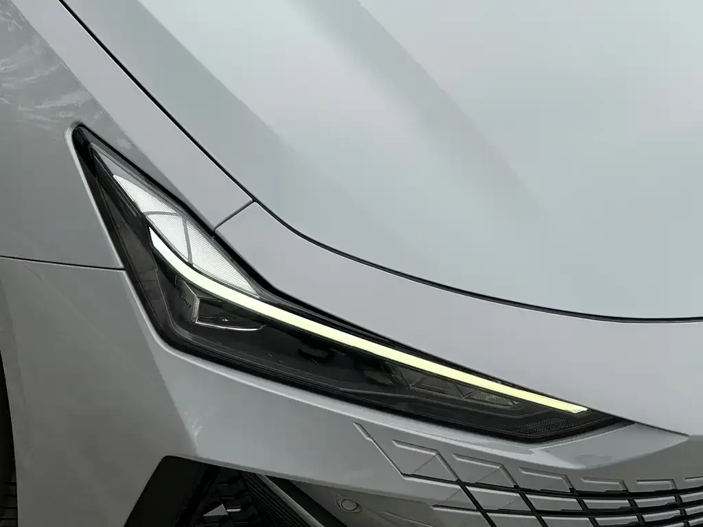 Changan UNI-V 2023 из CN, фото 4