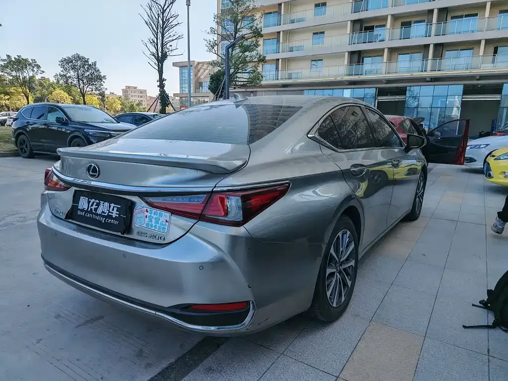Lexus ES 2022 из CN, фото 3