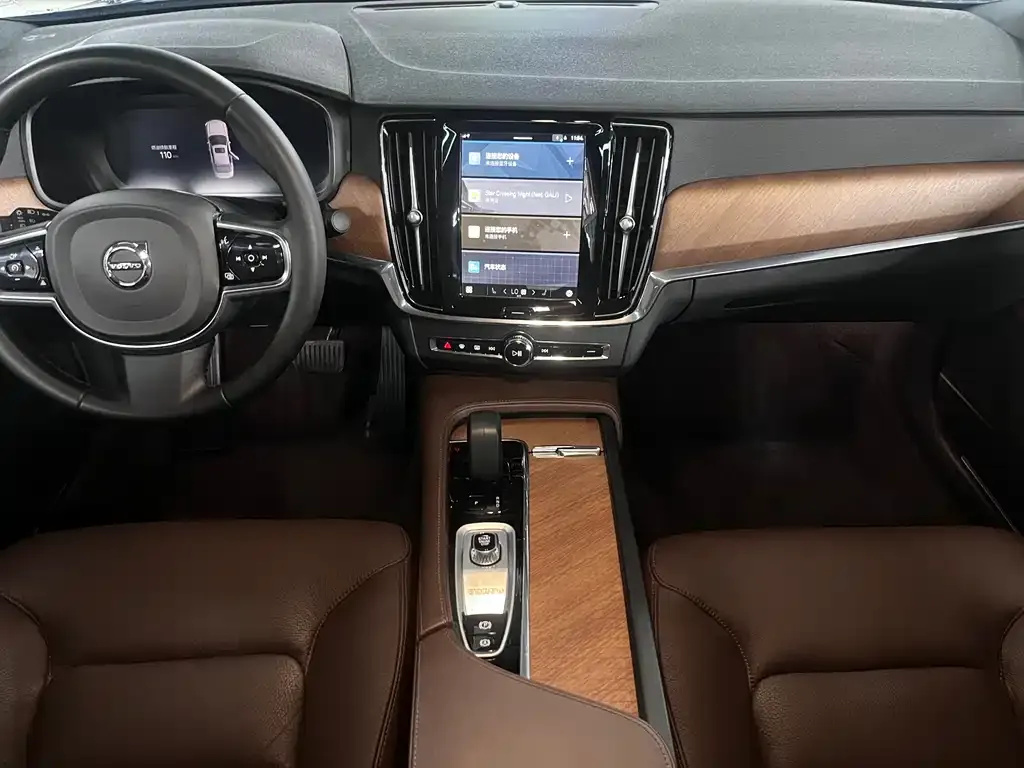 Volvo S90 2023 из CN, фото 4