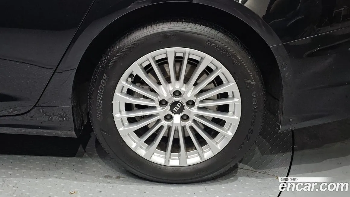 Audi A6 2021 из KR, фото 4