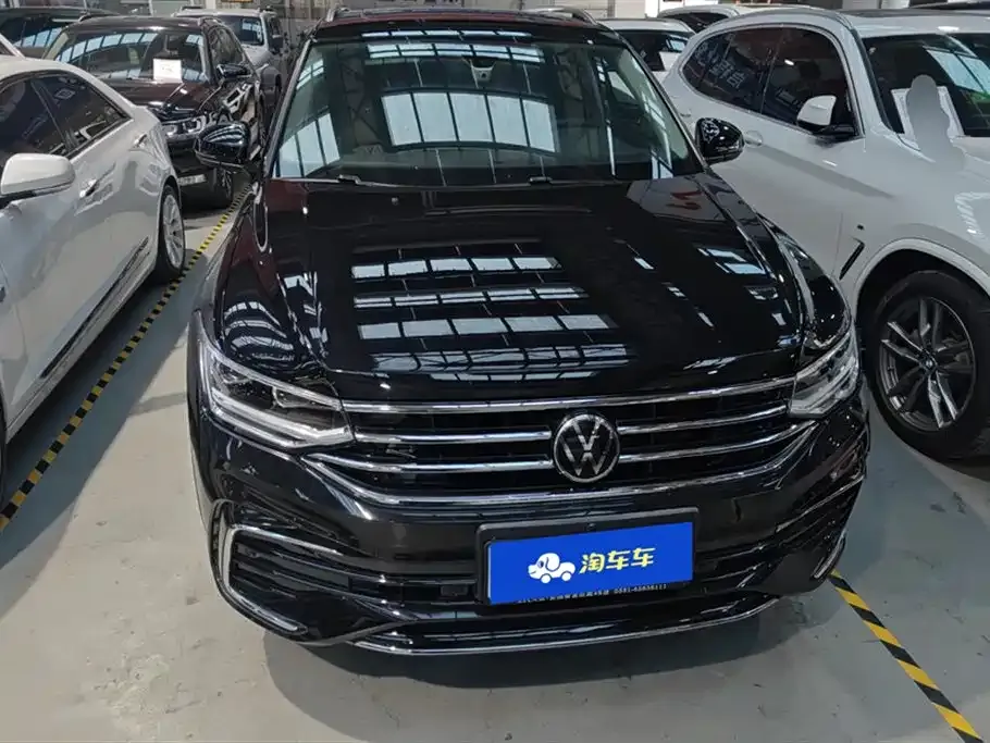 Volkswagen Tiguan L — фото 2
