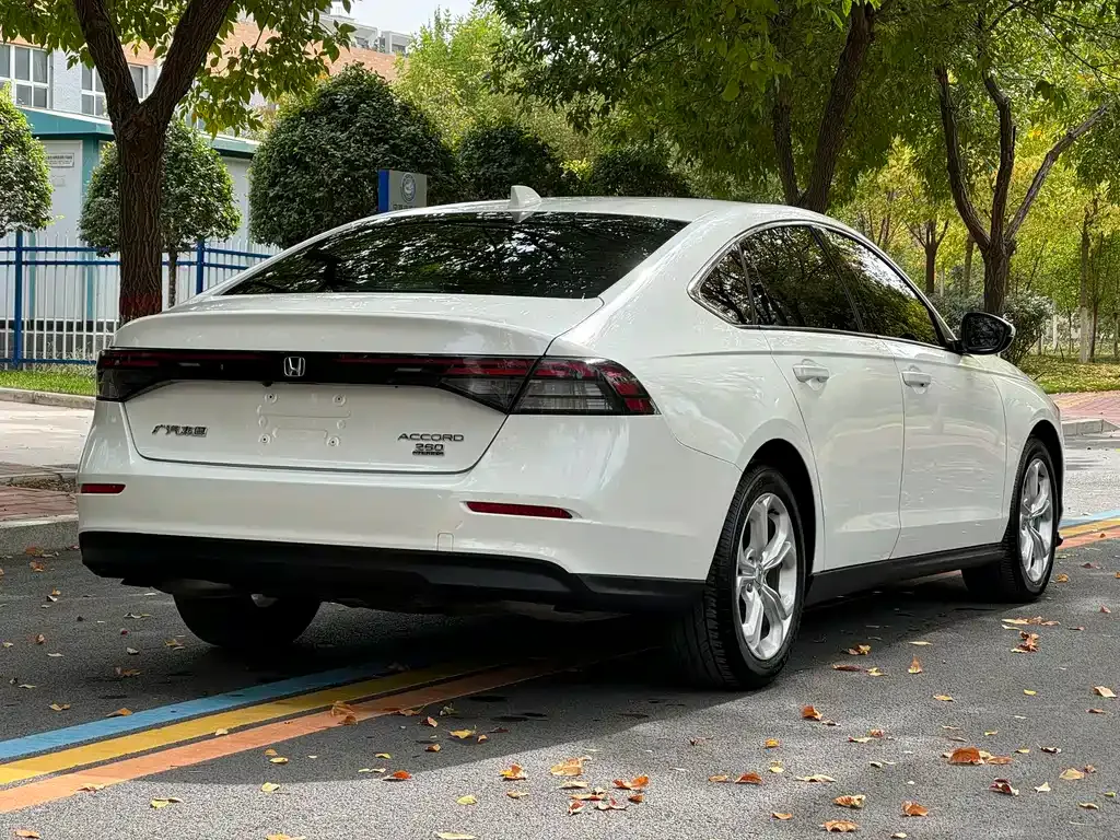 Honda Accord 2024 из CN, фото 7