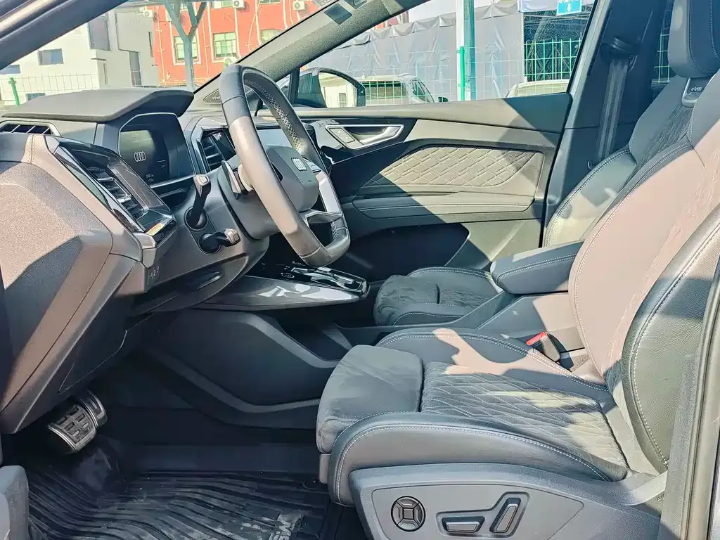 Audi Q4 e-tron 2023 из CN, фото 4