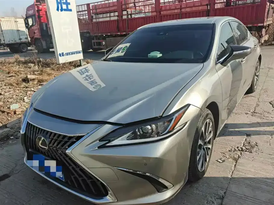 Lexus ES 2023 из CN, фото 1