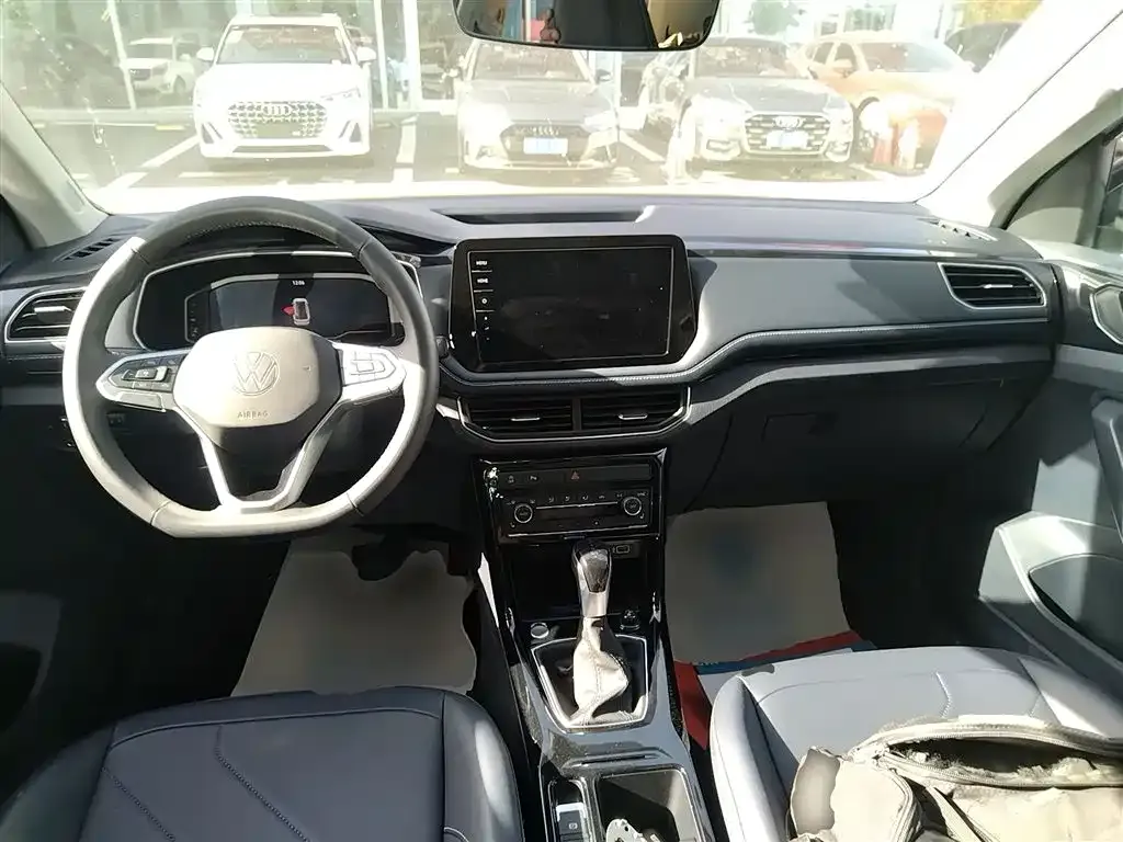 Volkswagen Tharu 2024 из CN, фото 10