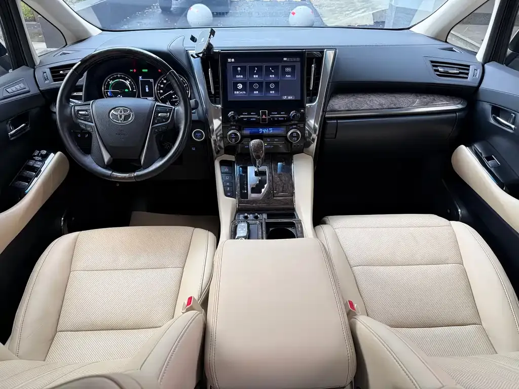 Toyota Alphard 2022 из CN, фото 10