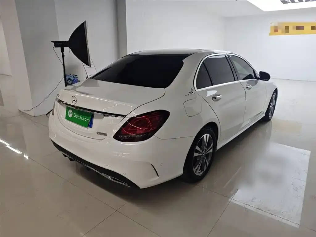 Mercedes-Benz C-Class 2021 из CN, фото 2