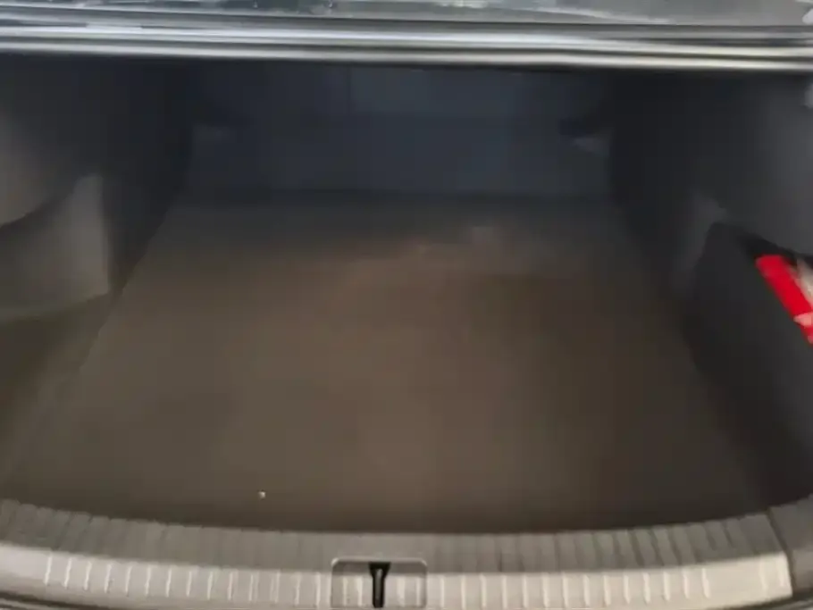 Volkswagen Passat 2022 из CN, фото 4
