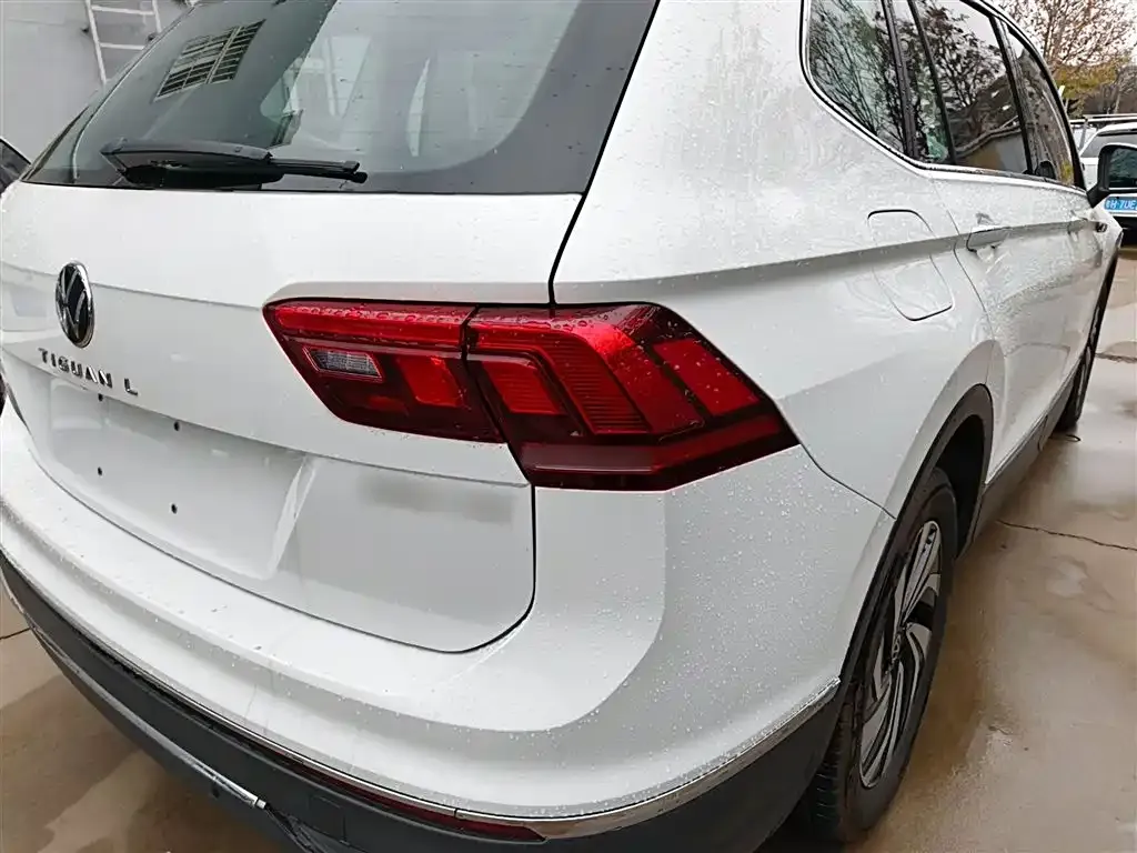 Volkswagen Tiguan L 2023 из CN, фото 8