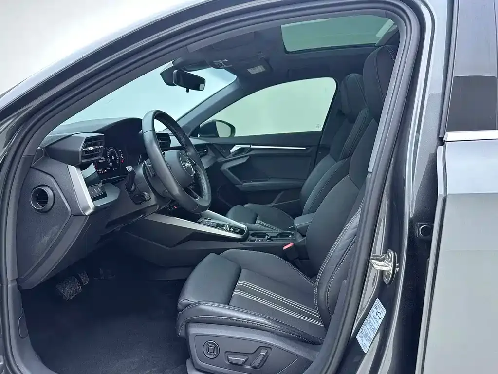 Audi A3 2022 из CN, фото 10