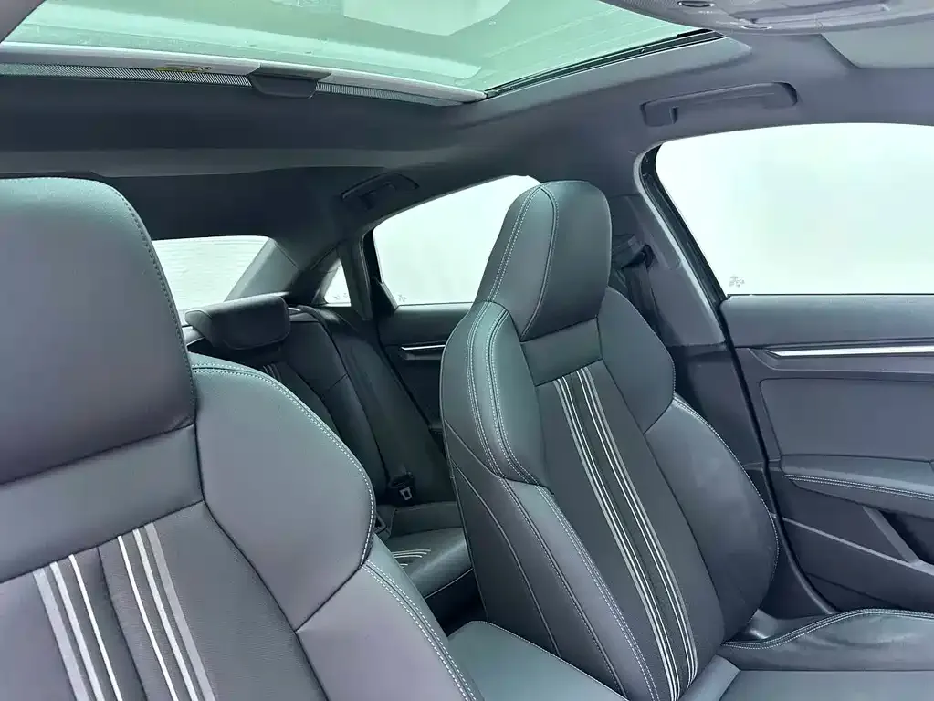 Audi A3 2022 из CN, фото 9