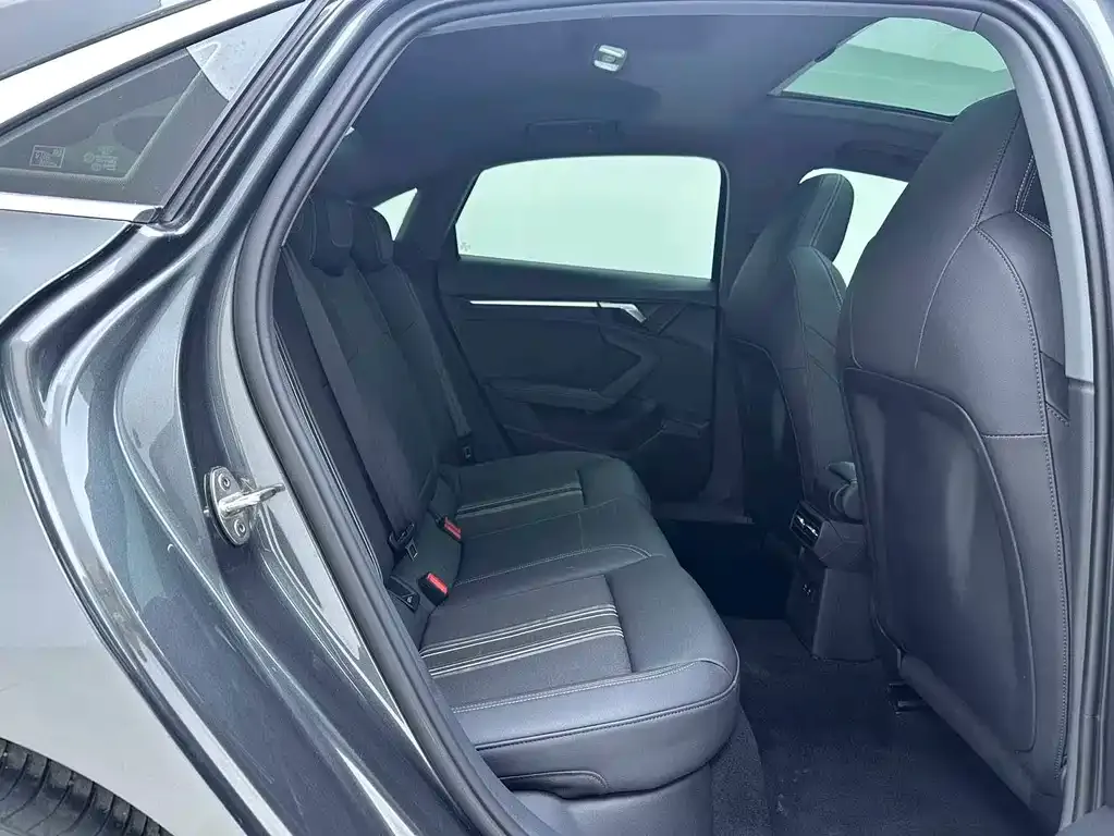 Audi A3 2022 из CN, фото 6