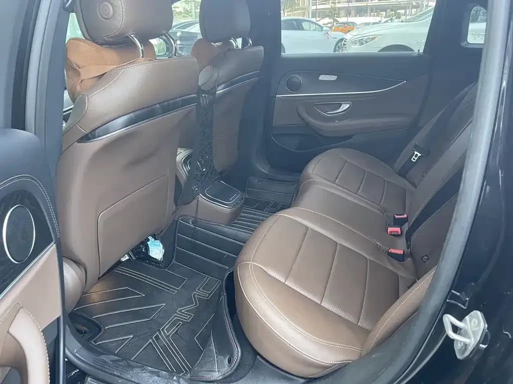 Mercedes-Benz E-Class 2021 из CN, фото 2