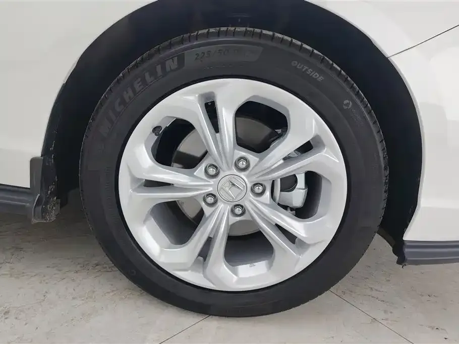 Honda Accord — фото 6