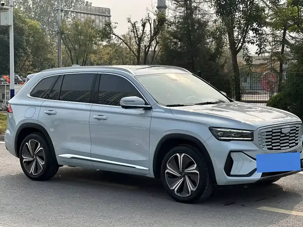 Geely Xingyue L — фото 6