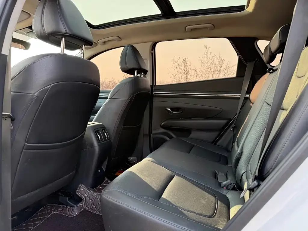 Hyundai Tucson 2023 из CN, фото 5