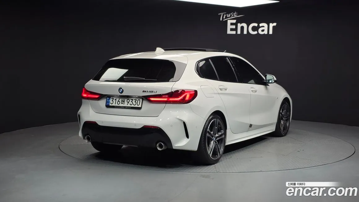 BMW 1-Series 2021 из KR, фото 3